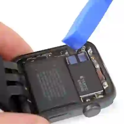 Thay pin Apple Watch Series 3 5